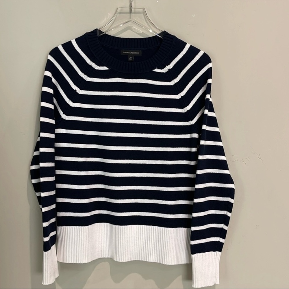 Banana Republic Preppy Nautical Coastal Americana Navy White Stripe Crew Sweater